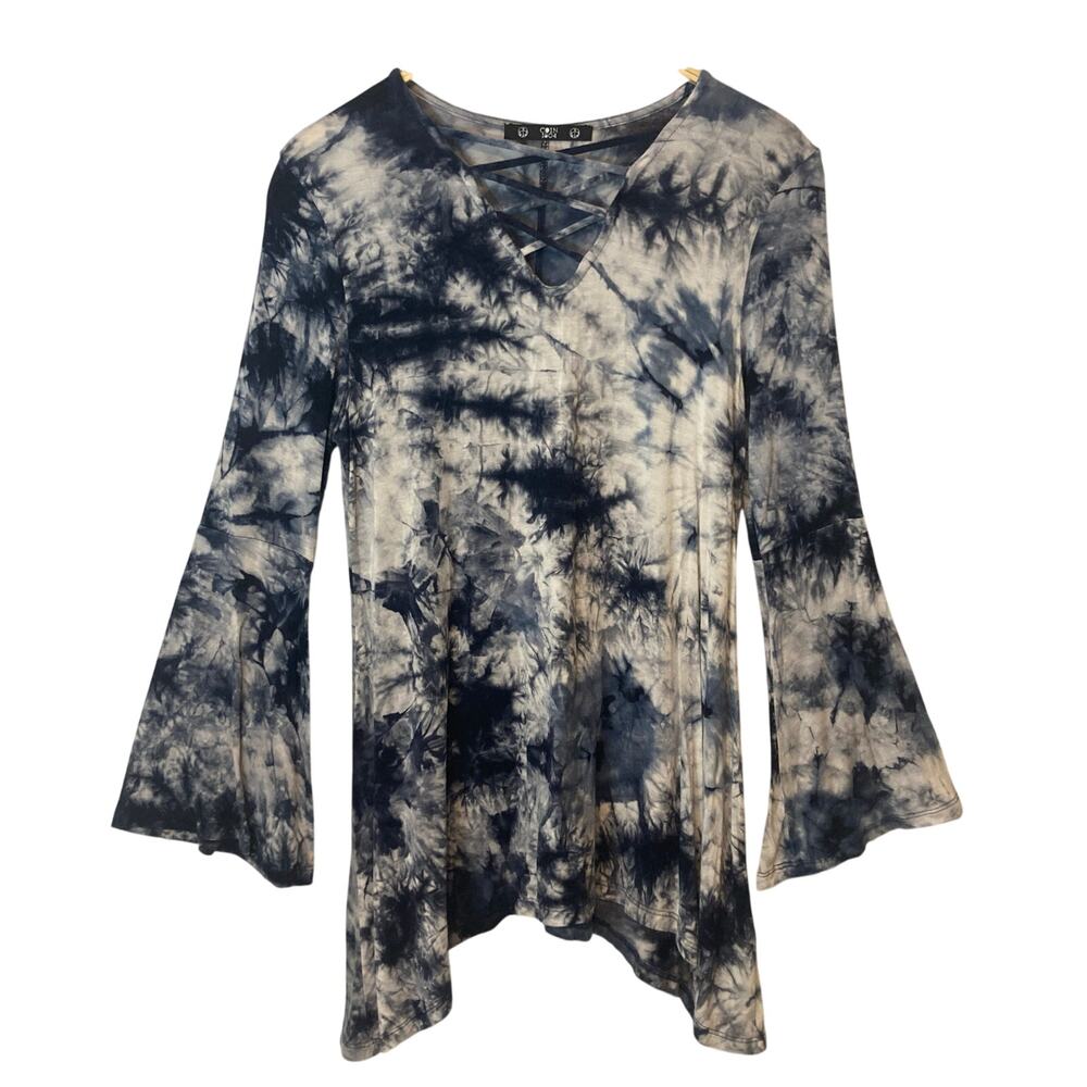 Coin 1804 Lightweight Blue White Tie Dye Lace Up V-Neck Flare Sleeve Blouse Top